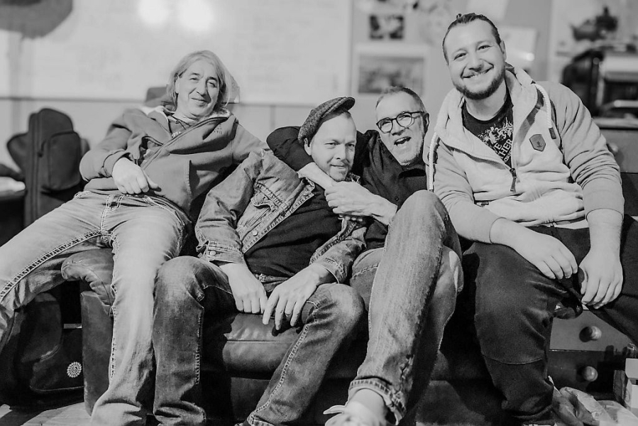 25 Empty-Arms-Blues-Band 1024-3